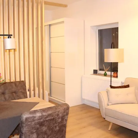 Mit Garten Und Tor Zur Dresdner Heide * Drezno